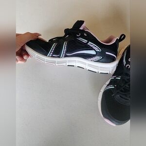 Ryka Hailee Women's Pink and Blue Athletic Shoes Size 6